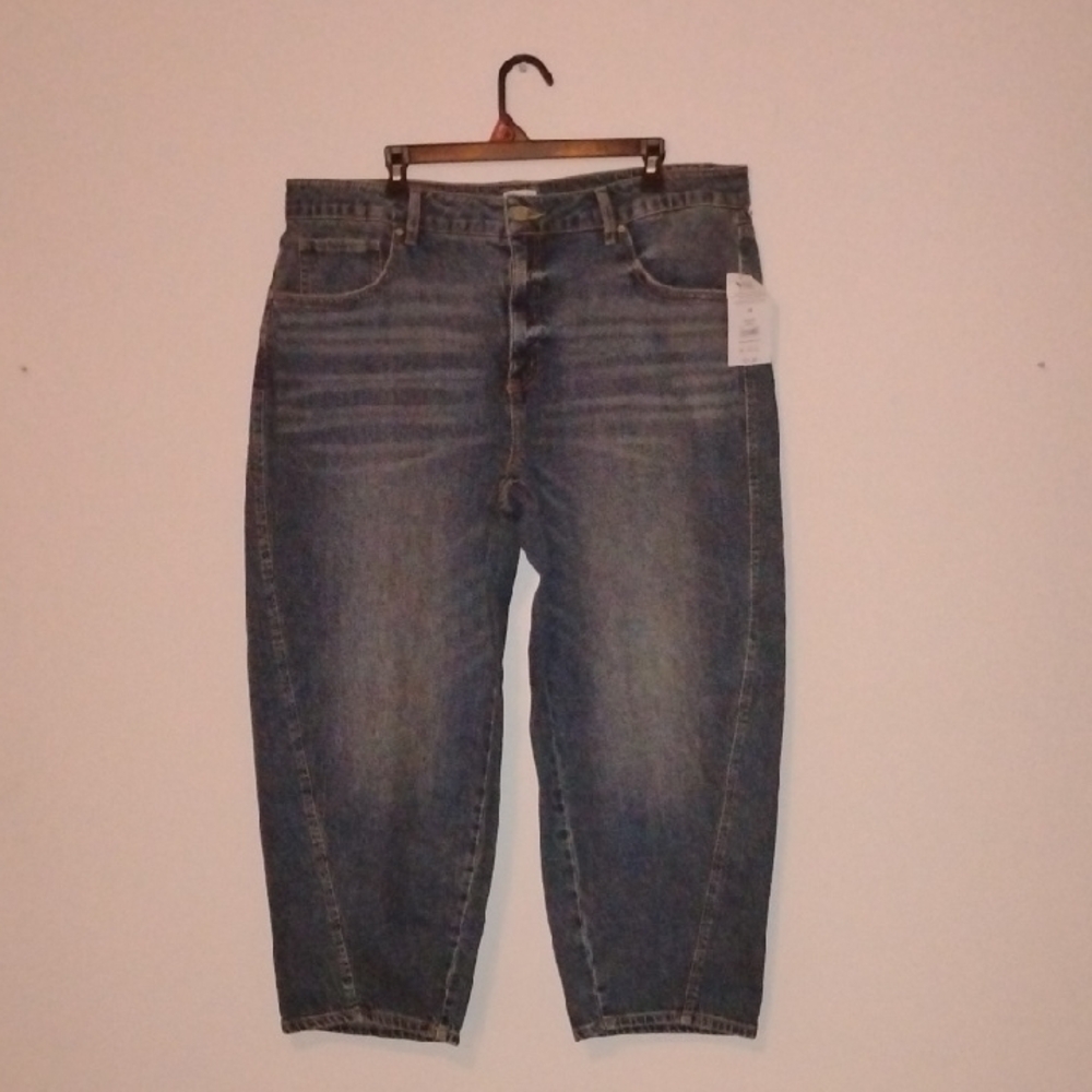 Time and Tru Women's Blue Ankle Jeans